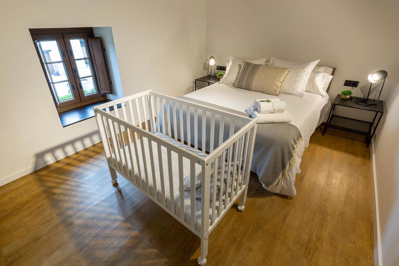Arbela Apartamentuak Aia Екстериор снимка