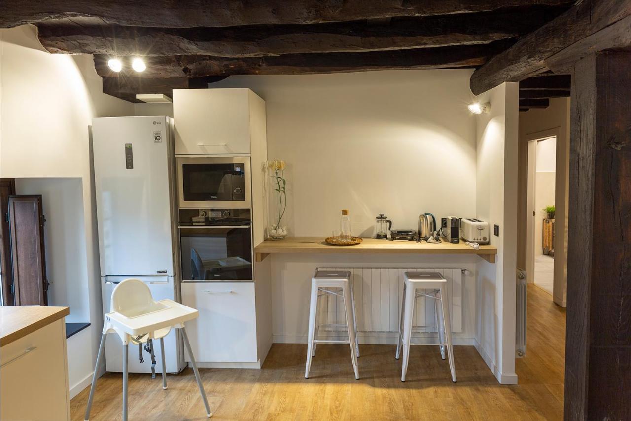 Arbela Apartamentuak Aia Екстериор снимка